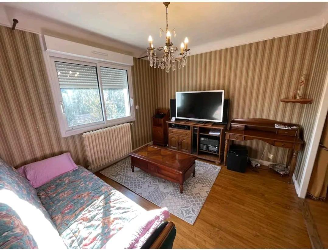 -Comme A La Maison- Jardin, Veranda, Ideal Familles Et Business Niort Buitenkant foto