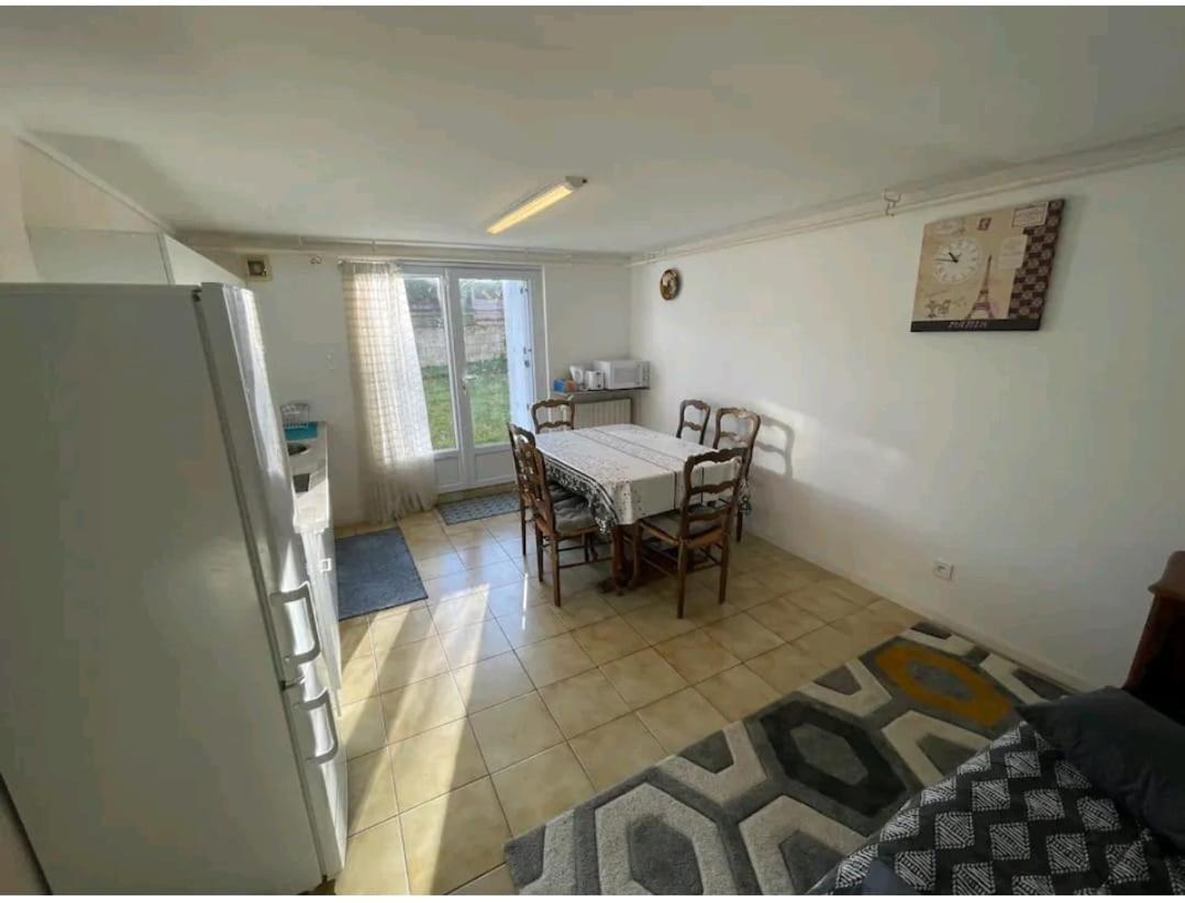 -Comme A La Maison- Jardin, Veranda, Ideal Familles Et Business Niort Buitenkant foto