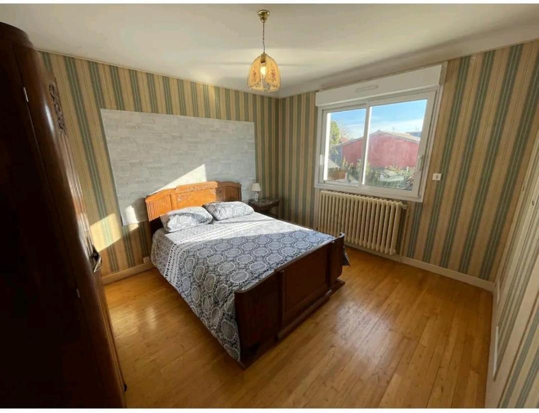 -Comme A La Maison- Jardin, Veranda, Ideal Familles Et Business Niort Buitenkant foto