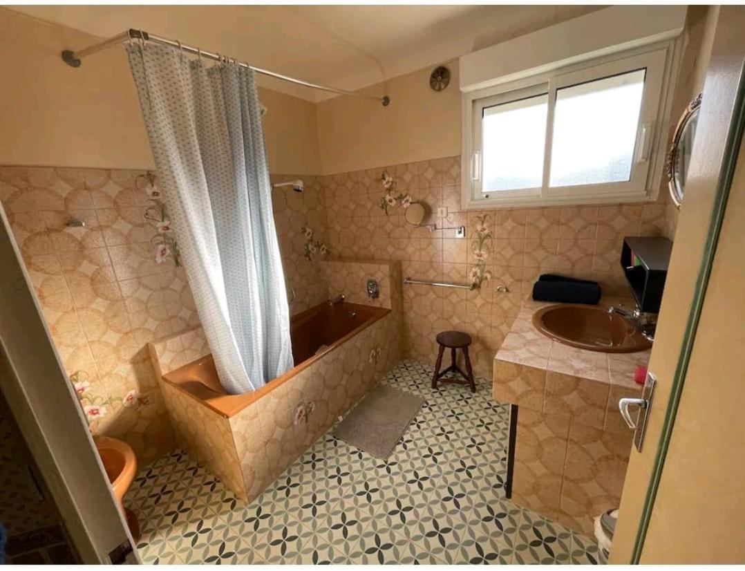 -Comme A La Maison- Jardin, Veranda, Ideal Familles Et Business Niort Buitenkant foto